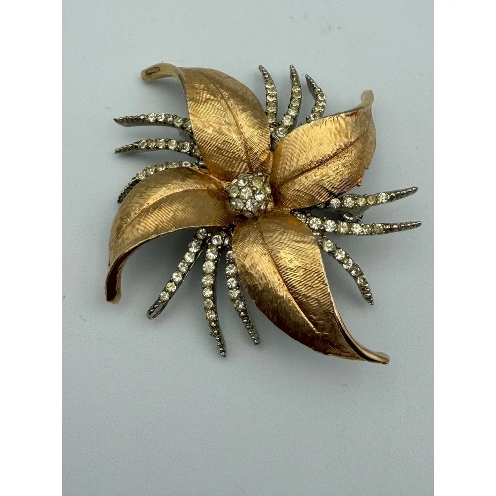 Vintage Gold Tone Floral Rhinestone Brooch Textured Petal Starburst Pin